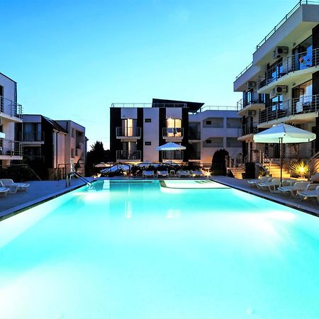 New Line Village Apartments Pantai Sunny Luaran gambar