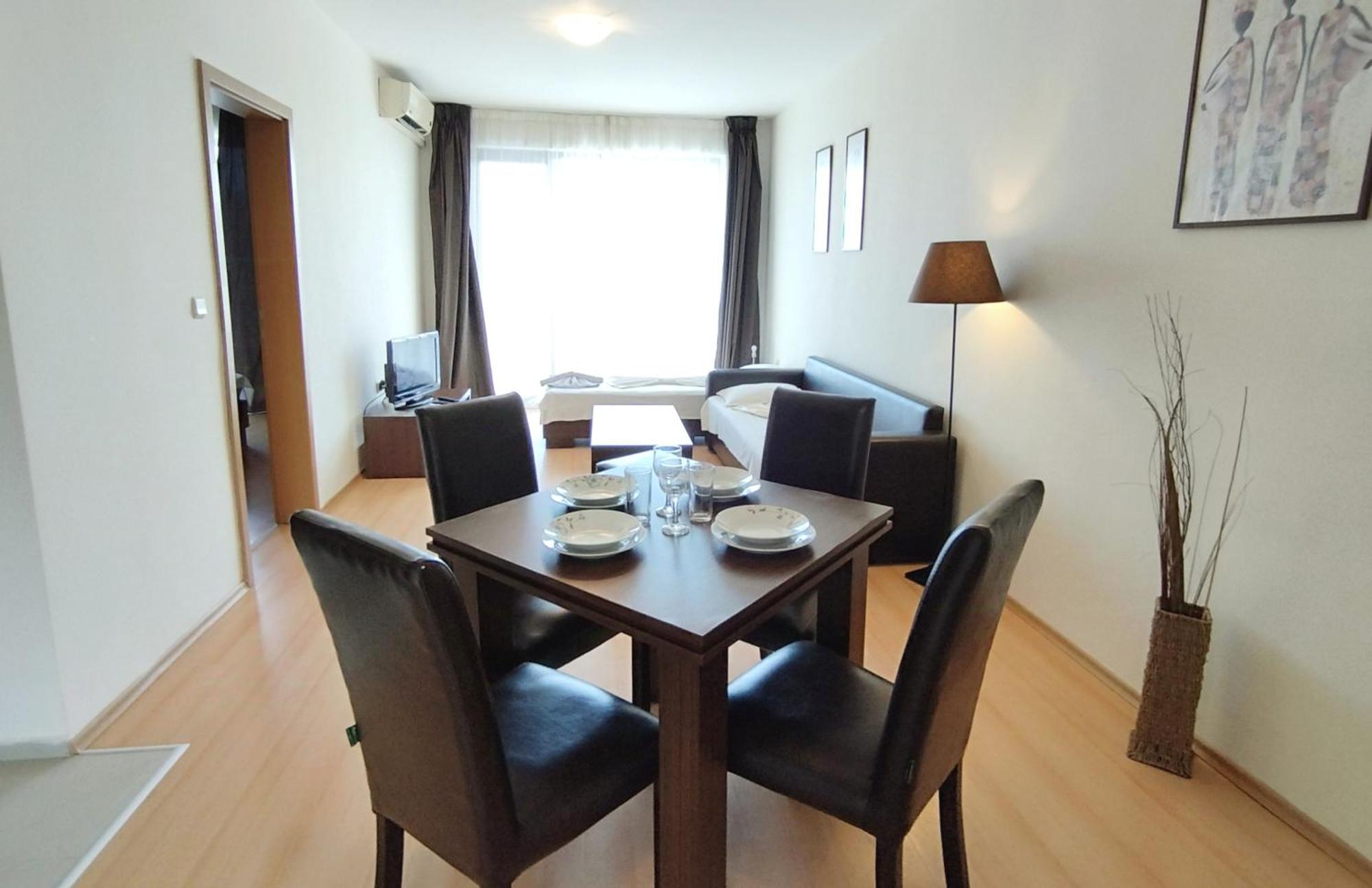 New Line Village Apartments Pantai Sunny Luaran gambar