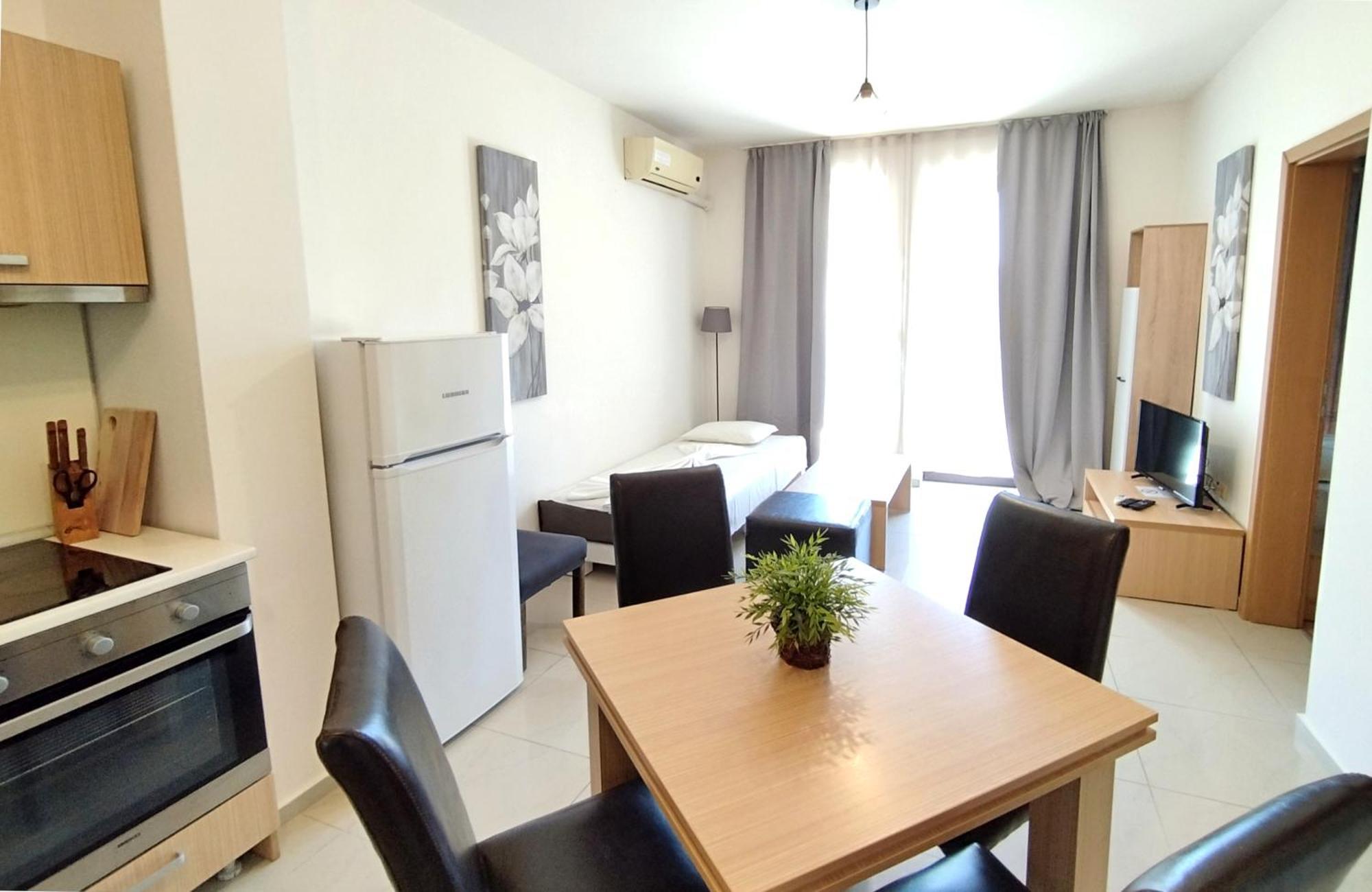 New Line Village Apartments Pantai Sunny Luaran gambar