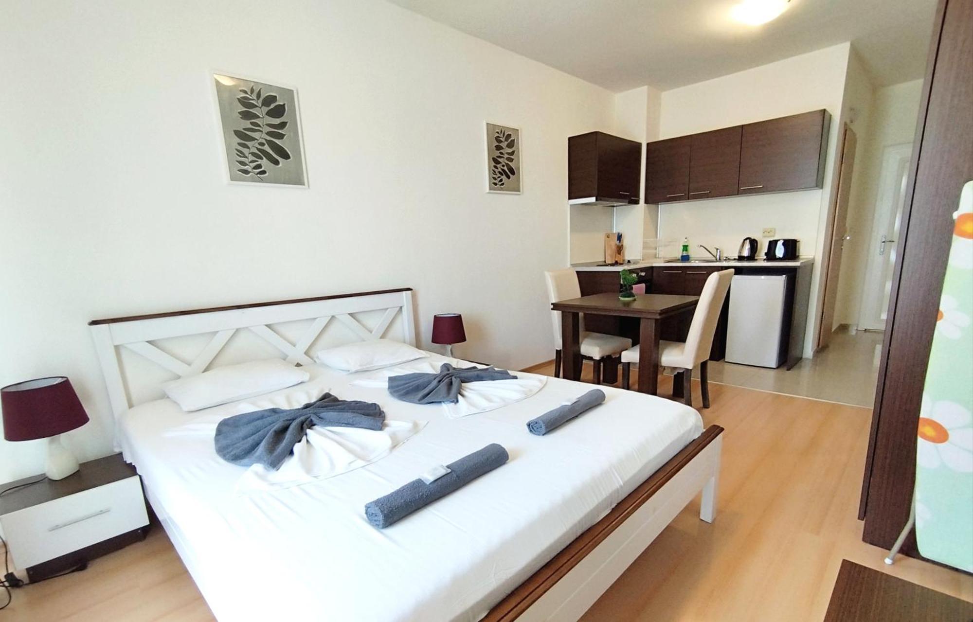 New Line Village Apartments Pantai Sunny Luaran gambar